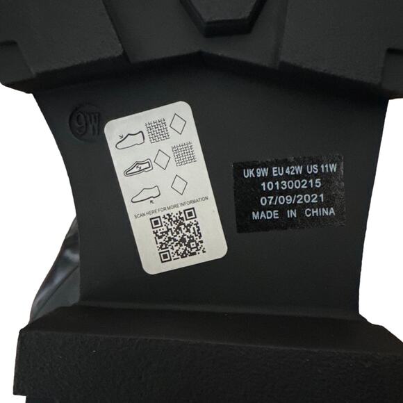 NWOT ASOS DESIGN Kimmy flat chunky over the knee boots 28” tall in black size 11 - Picture 12 of 12